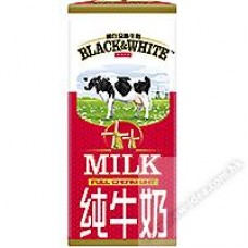 Black & White UHT Milk 1Litre